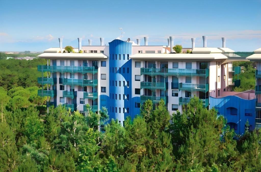 Klim Hotel Бурірам Екстер'єр фото